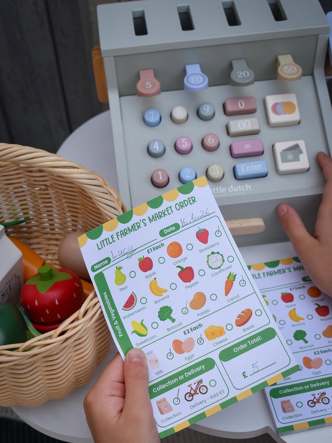 Little Farmers Market Play Pad
