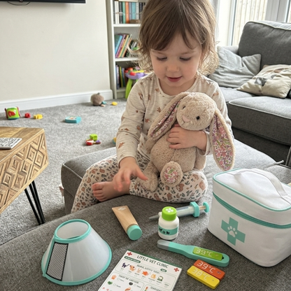 vet role play pad and little girl